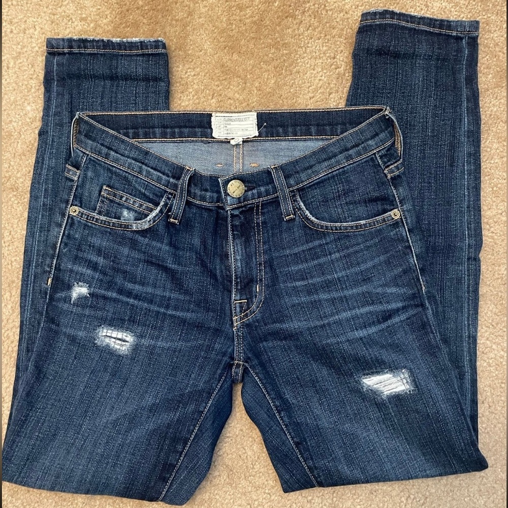 Current/Elliot distressed jeans